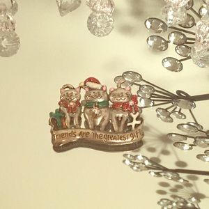 COPY - Three Cats Christmas Brooch